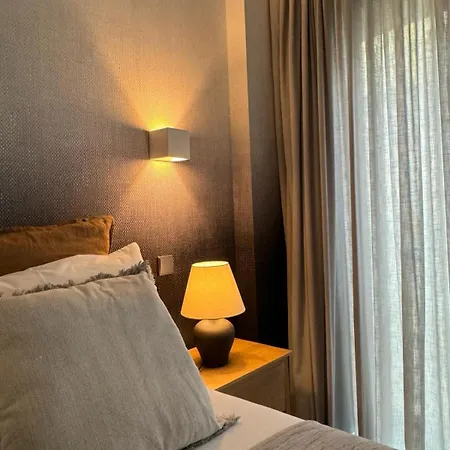 Apartment Orange 3 House - Chiado Studios Lissabon