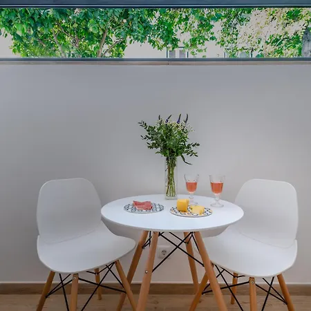 Orange 3 House - Chiado Daire *