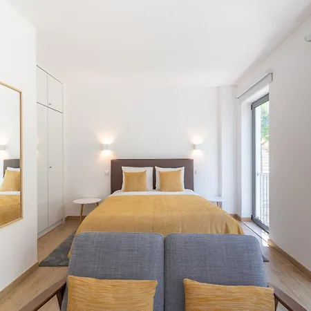 Apartment Orange 3 House - Chiado Studios