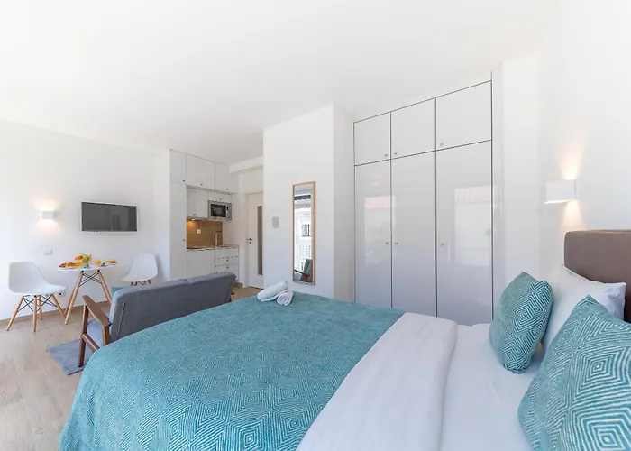 Orange 3 House - Chiado Apartamento *